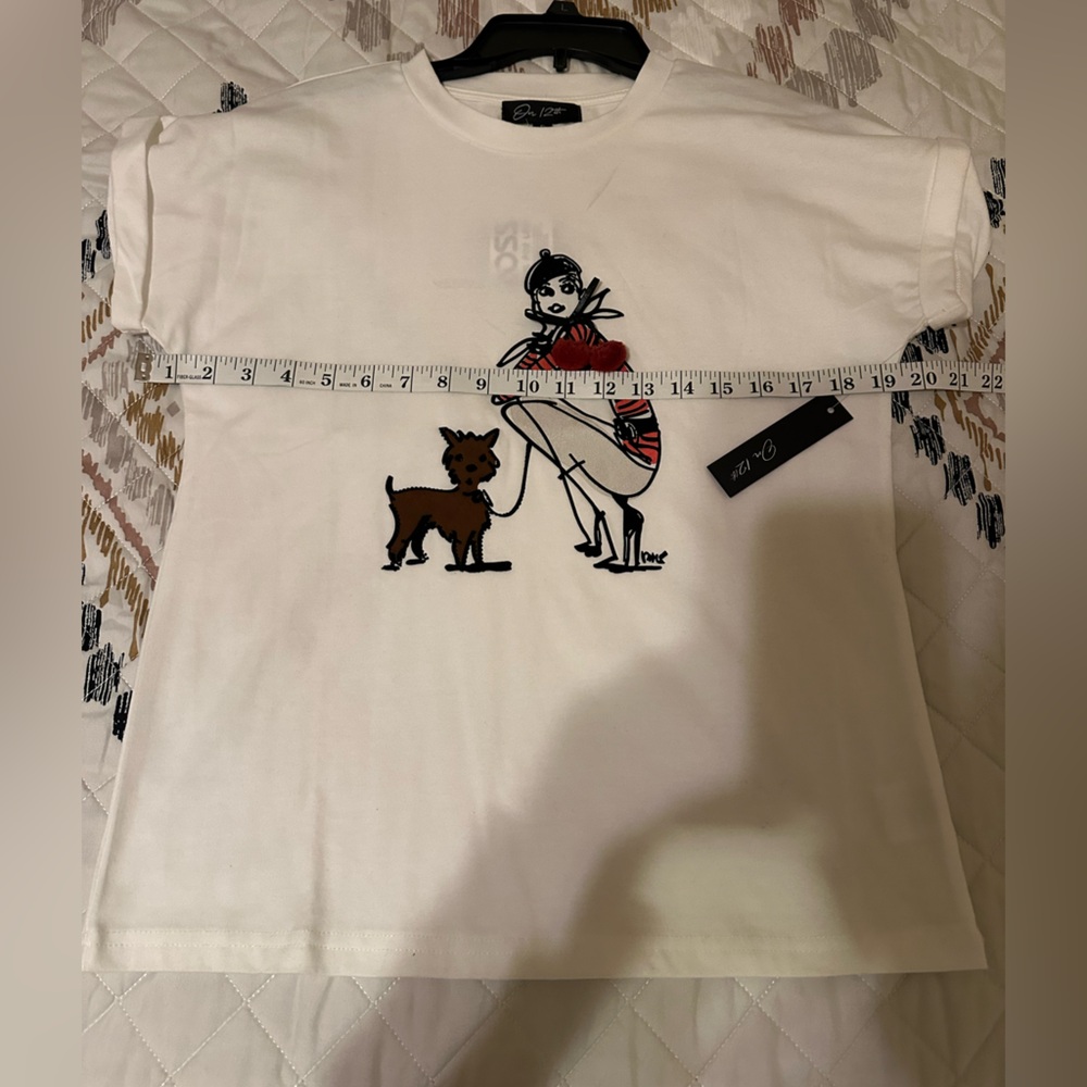 White Graphic Tee - Short Sleeve. Size Small.‎ NWT - Picture 7 of 12
